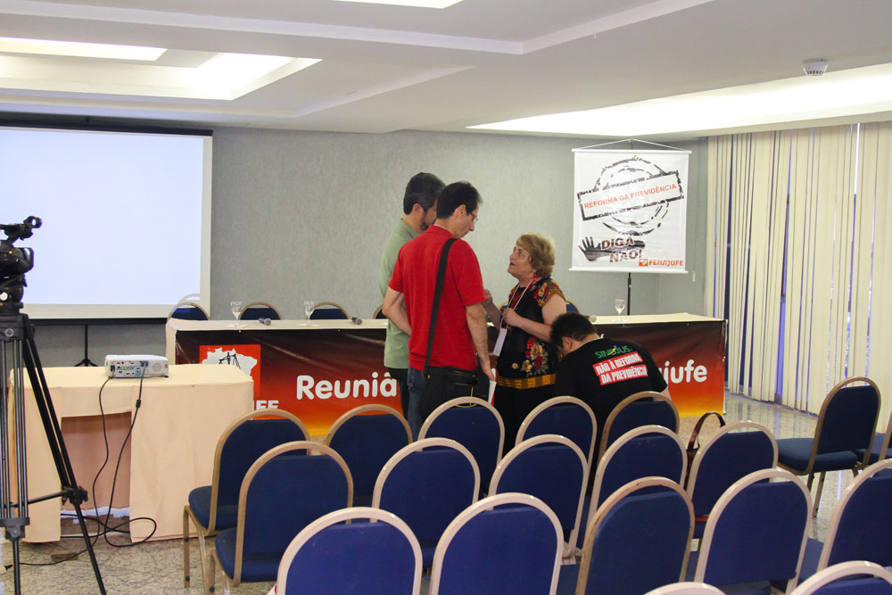 2017-04-08 - FENAJUFE_13