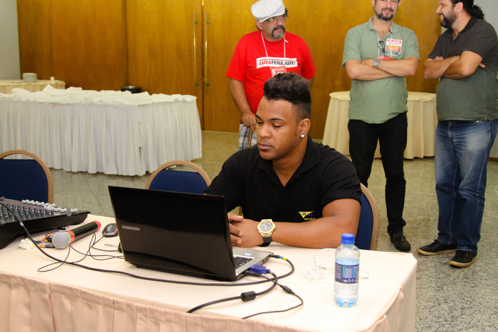 2017-04-08 - FENAJUFE_83